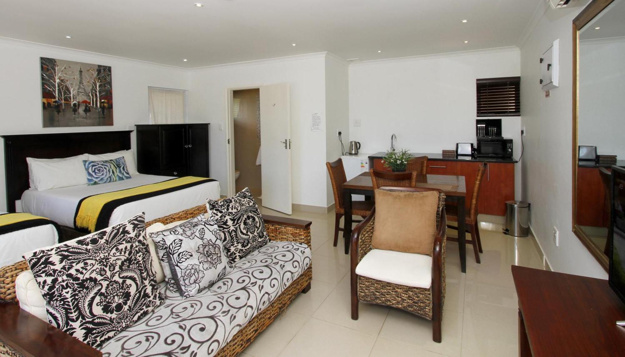 Umhlanga Self Catering Guest House Дурбан Екстер'єр фото